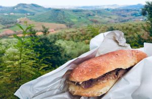 porchetta-Street-food-what-to-eat-in-Abruzzo-Italy